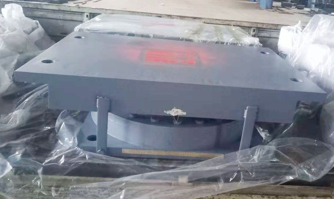 1616282813303639.jpg 拉壓支座.jpg