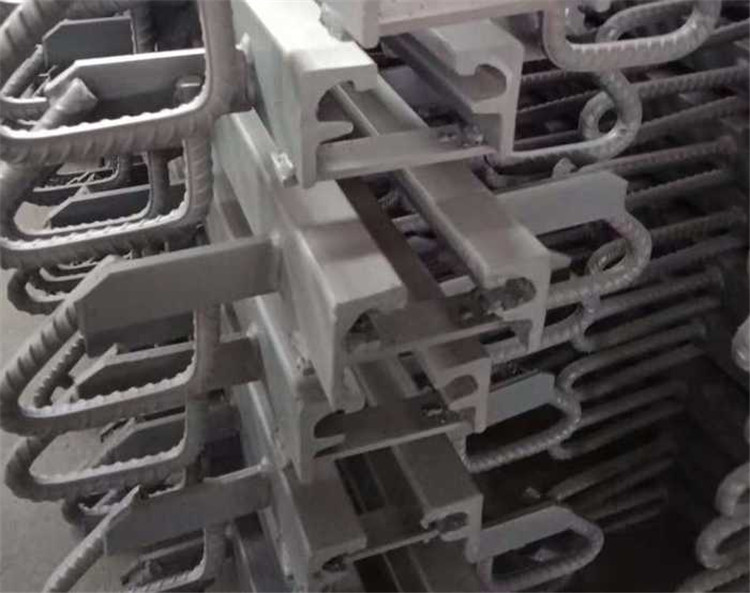 1617413338673030.jpg 伸縮縫00.jpg