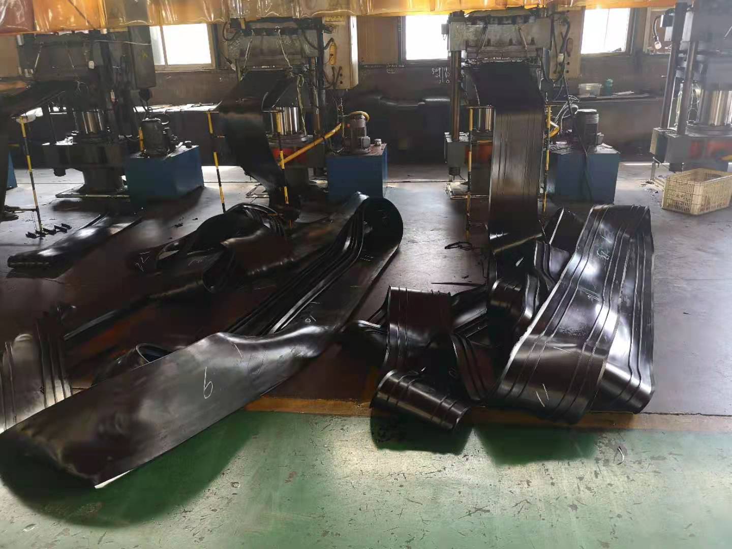 1618987630707540.jpg 097c1f7e5b257953784a606bfe973b9.jpg