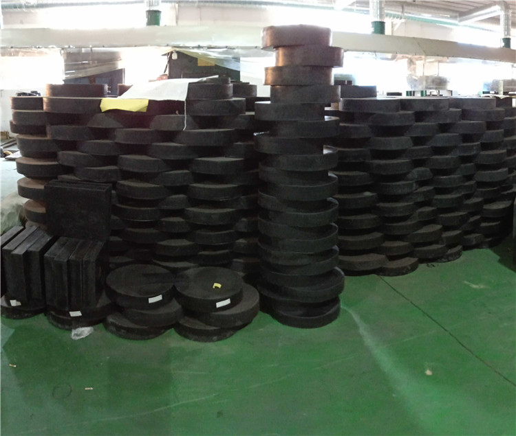 1619246461446874.jpg 603449186077438002.jpg